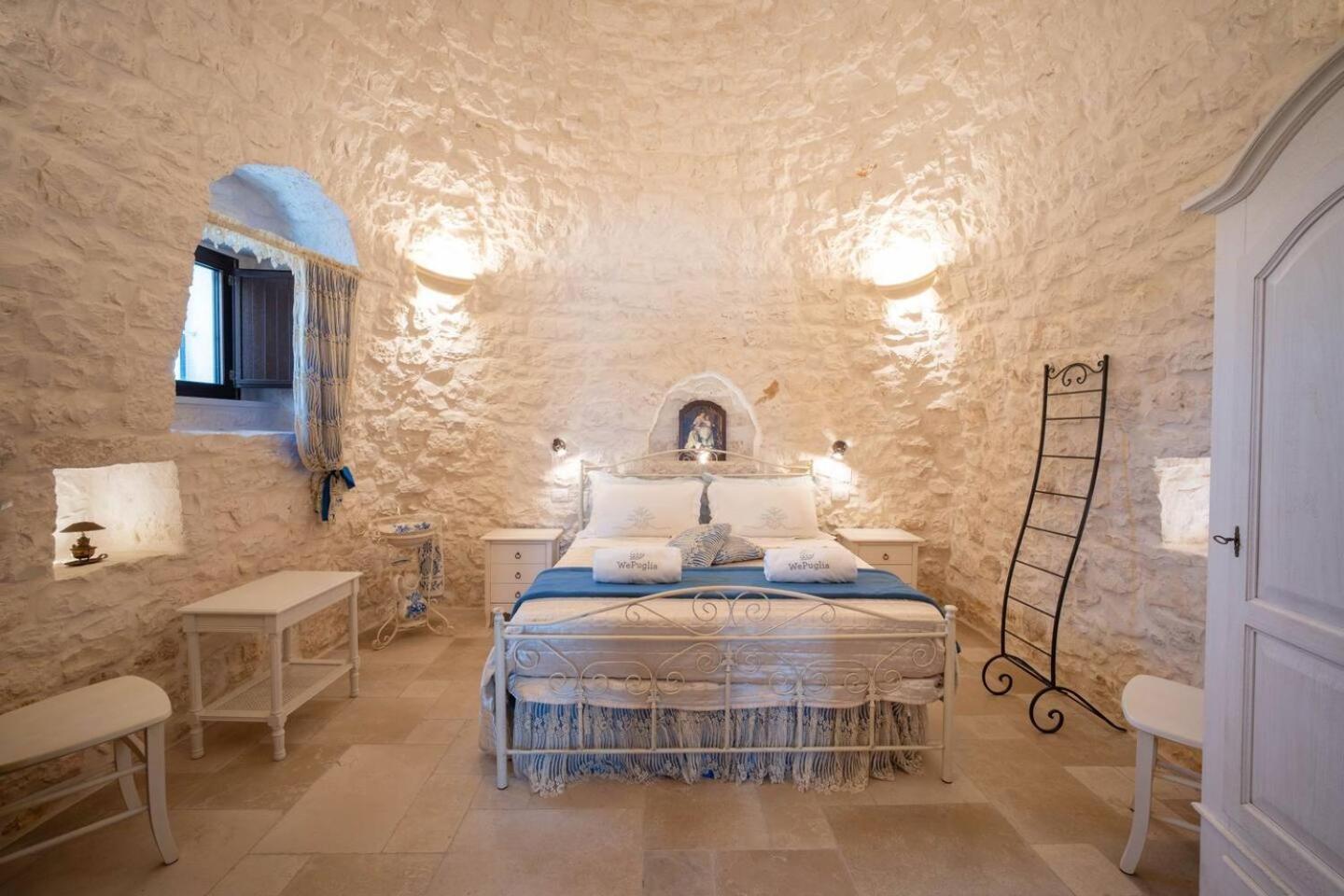 Valle D'Itria Trulli E Alcova Mikael Cisternino Luaran gambar